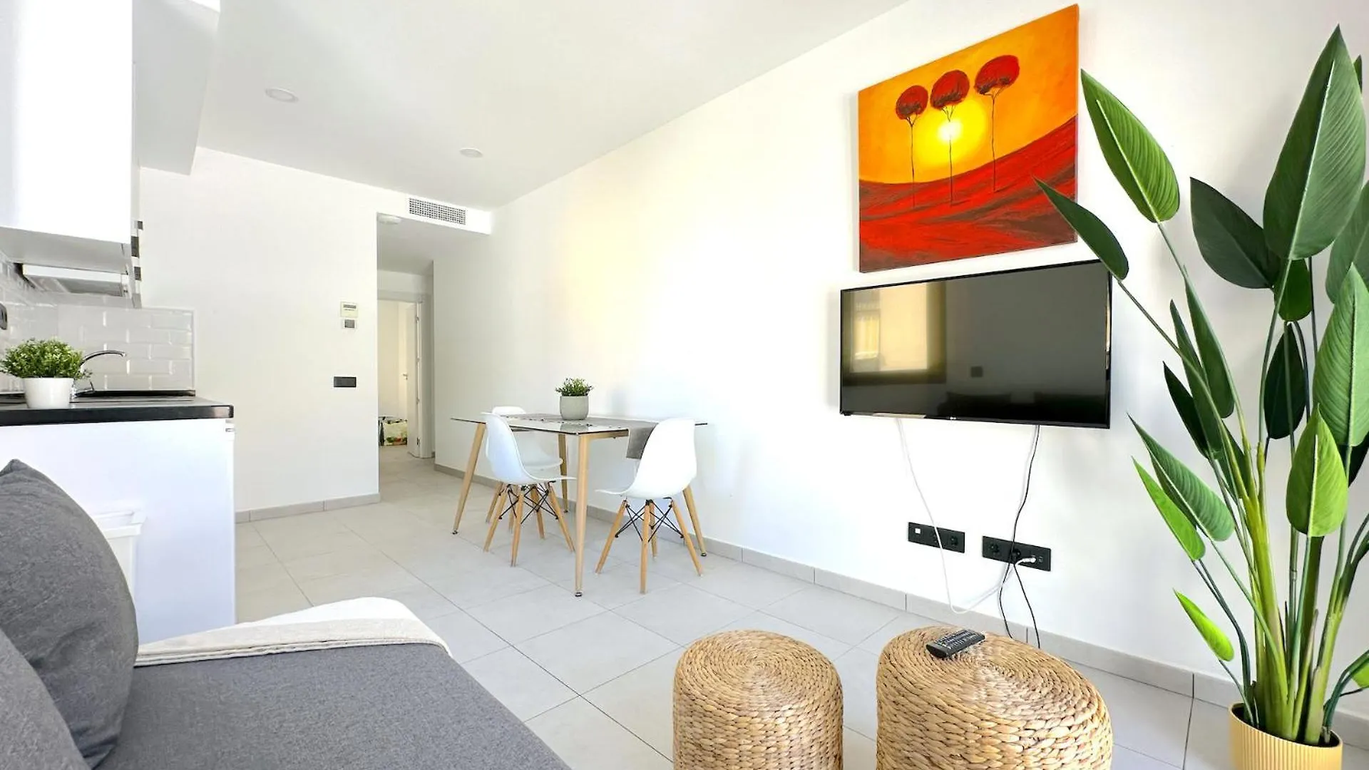 Waves Torremolinos Apartment